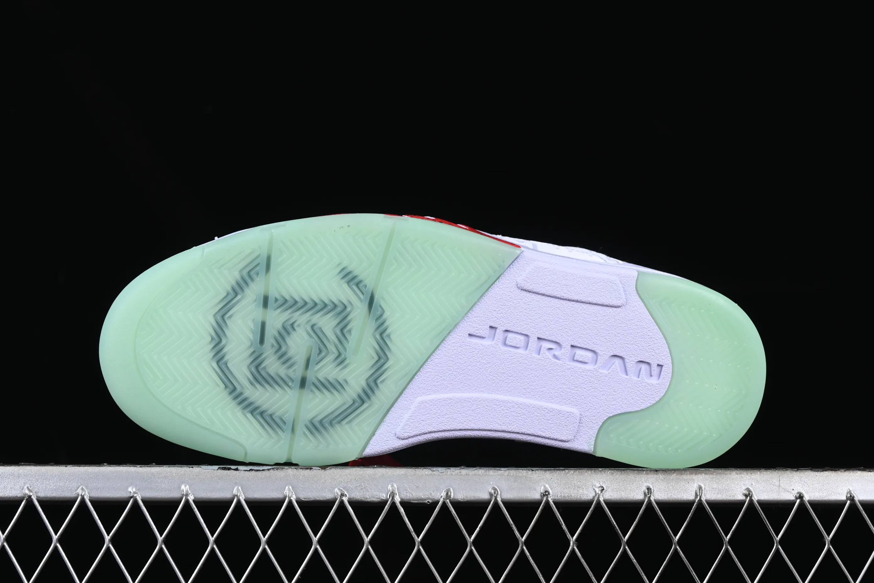 All categories Air Jordan Jordan series basketball shoes Air Jordan 5 Air Jordan 5 Low AJ5 Joe 5 white jade silk low-top basketball shoes 1551183